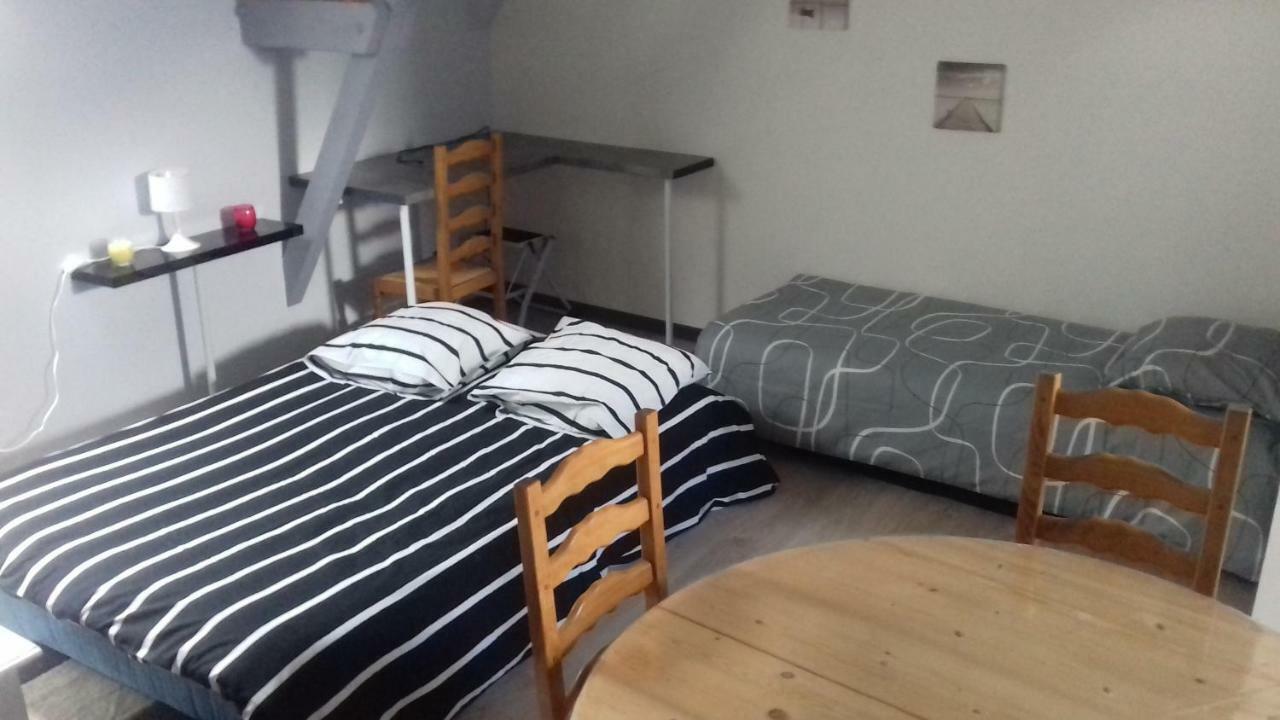 Apartmán Chez Jo Et Anne-Marie Balleroy Exteriér fotografie