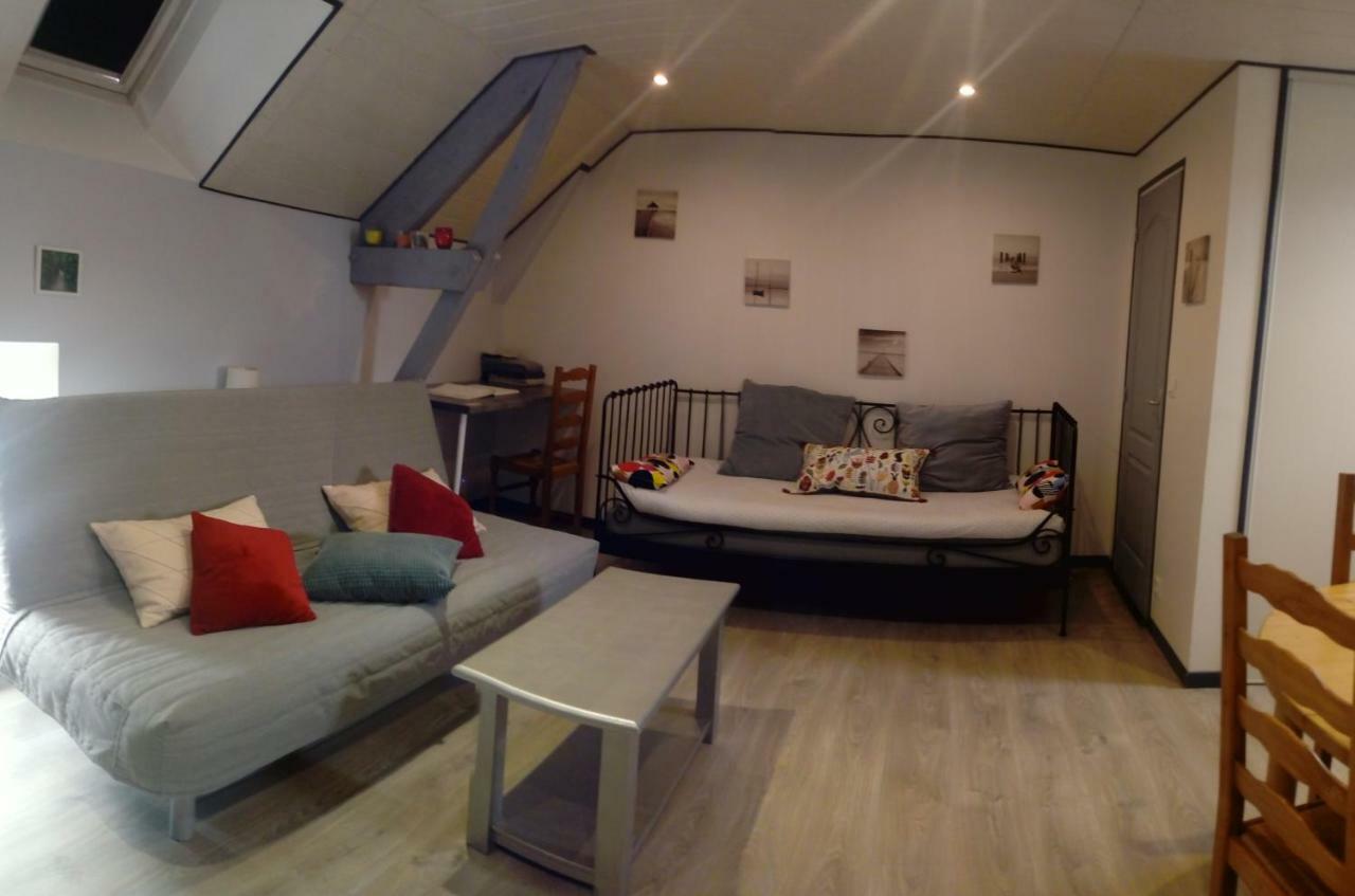 Apartmán Chez Jo Et Anne-Marie Balleroy Exteriér fotografie